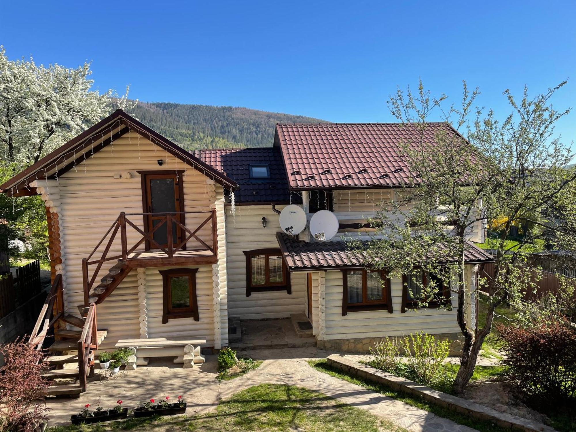 Вілла Розмарія Iaremcea Exterior foto